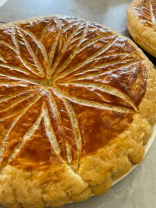 Lire la suite à propos de l’article Galette des rois frangipane